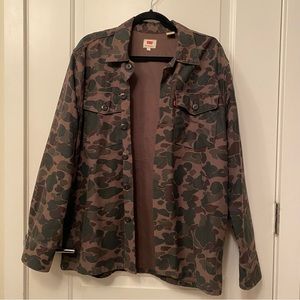Men’s Levi’s Army Green Camo Shirt Jacket